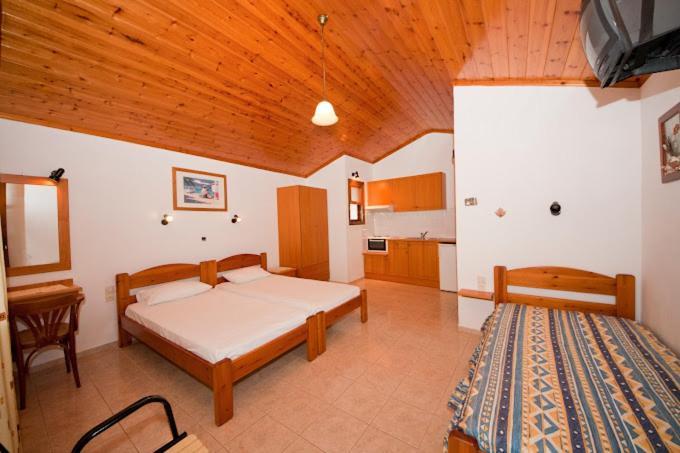 Amalia Studios Skiathos Bagian luar foto